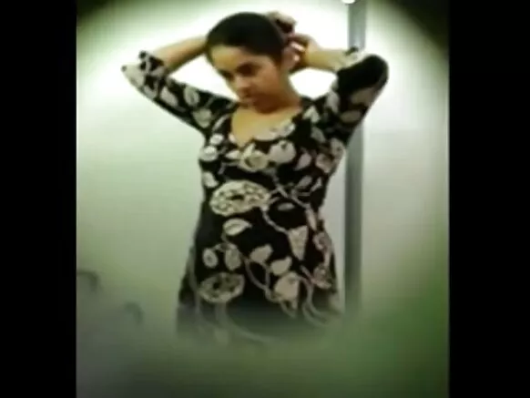 देसी कैटरीना कैफ सेक्सी फिल्म भारतीय भाभी जीजा ने आंख से ताला पकड़ लिया