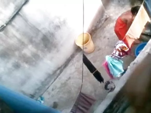 मां बंगाली मूवी सेकसी बाथरूम सेक्सी मां बाथरूम