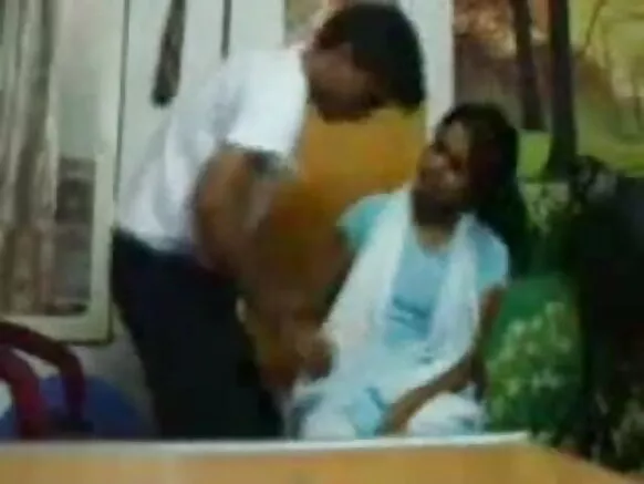 किशोर रै कनै सेक्सी एचडी हिंदी मूवी है