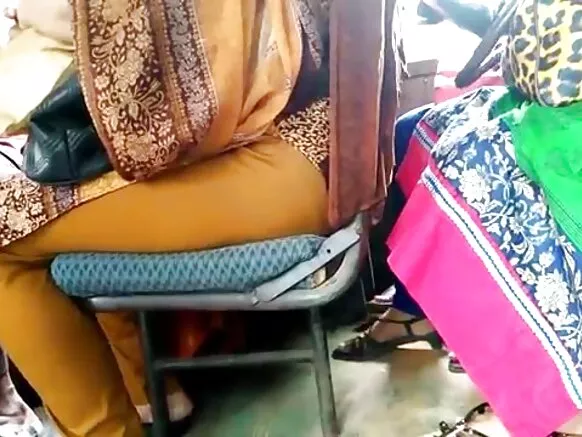 बांग्लादेश सेक्सी हिंदी मूवी बस सीन