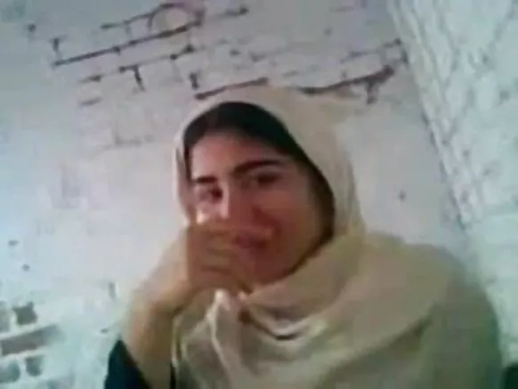 सेक्सी अरबी हिजाबी मुस्लिम बीवी और पड़ोसी चुदाई Culios कमाल वीडियो सेक्सी मूवी HD