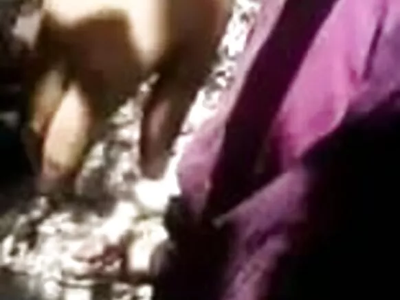 सेक्सी मजेदार - प्रेमी रै साथै मुफ्त भारतीय आउटडोर सेक्सी मूवी