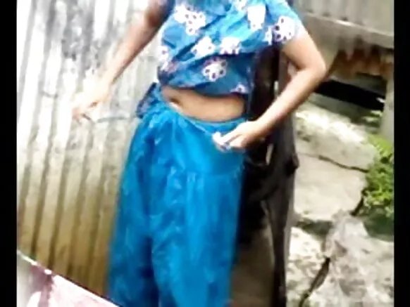 देसी छोरी नहाती अंग्रेजी फोटो दिखाओ सेक्सी छोरी बाहर