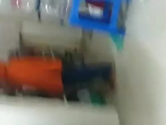मालिक नौकरानी नै भरी हुई लंड दिखावै है। सनी लियोन री सेक्सी मूवी दिखाओ।