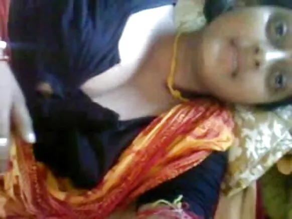 सुंदर देसी बंगाली नीली मूवी शो बोडगी देवर रै साथै सेक्सी स्तन सेक्सी बूब्स
