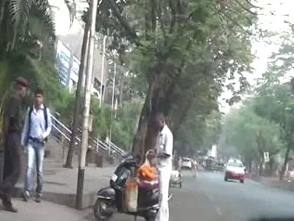 चिकास भारतीय कामुक कुत्ता   फ्लैश विश्वविद्यालय फ्लैश