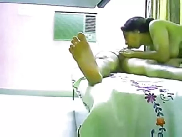 भारत भारत भारत 1080 सेक्सी छवियां अंग्रेजी मांय दिखाई गई है
