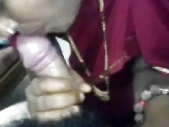 साड़ी लाल साड़ी में इंडियो लाल सेक्सी हिंदी फिल्म साड़ी
