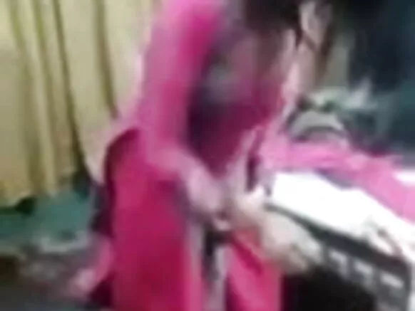 लाहौर छोरी भेजो मूवी सेक्सी डांस लाहौर
